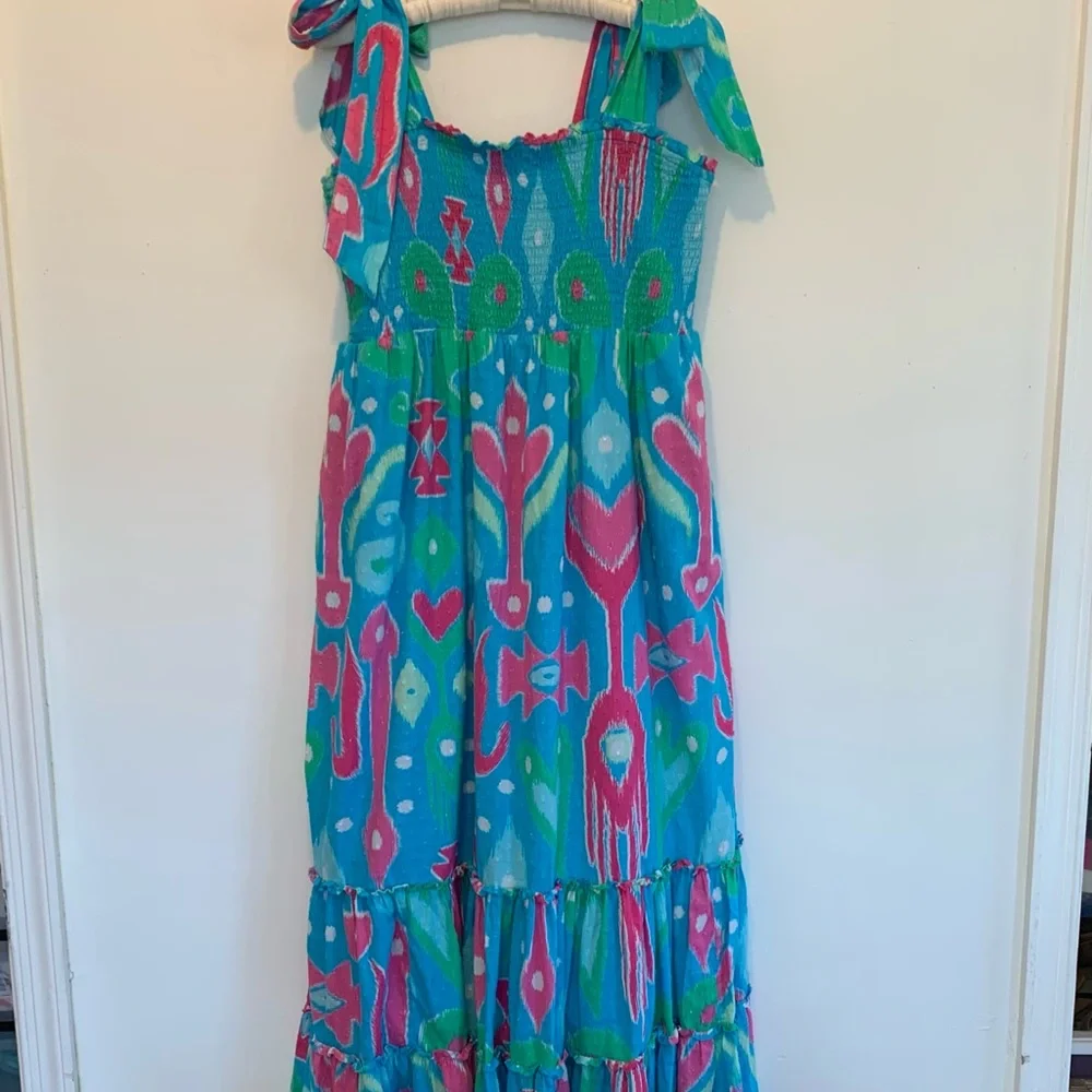 Crown & Ivy Smocked Tiered Maxi Dress Spring Ikat - Picture 8 of 8